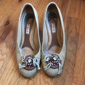 Marni pumps with removable brooches sz 37